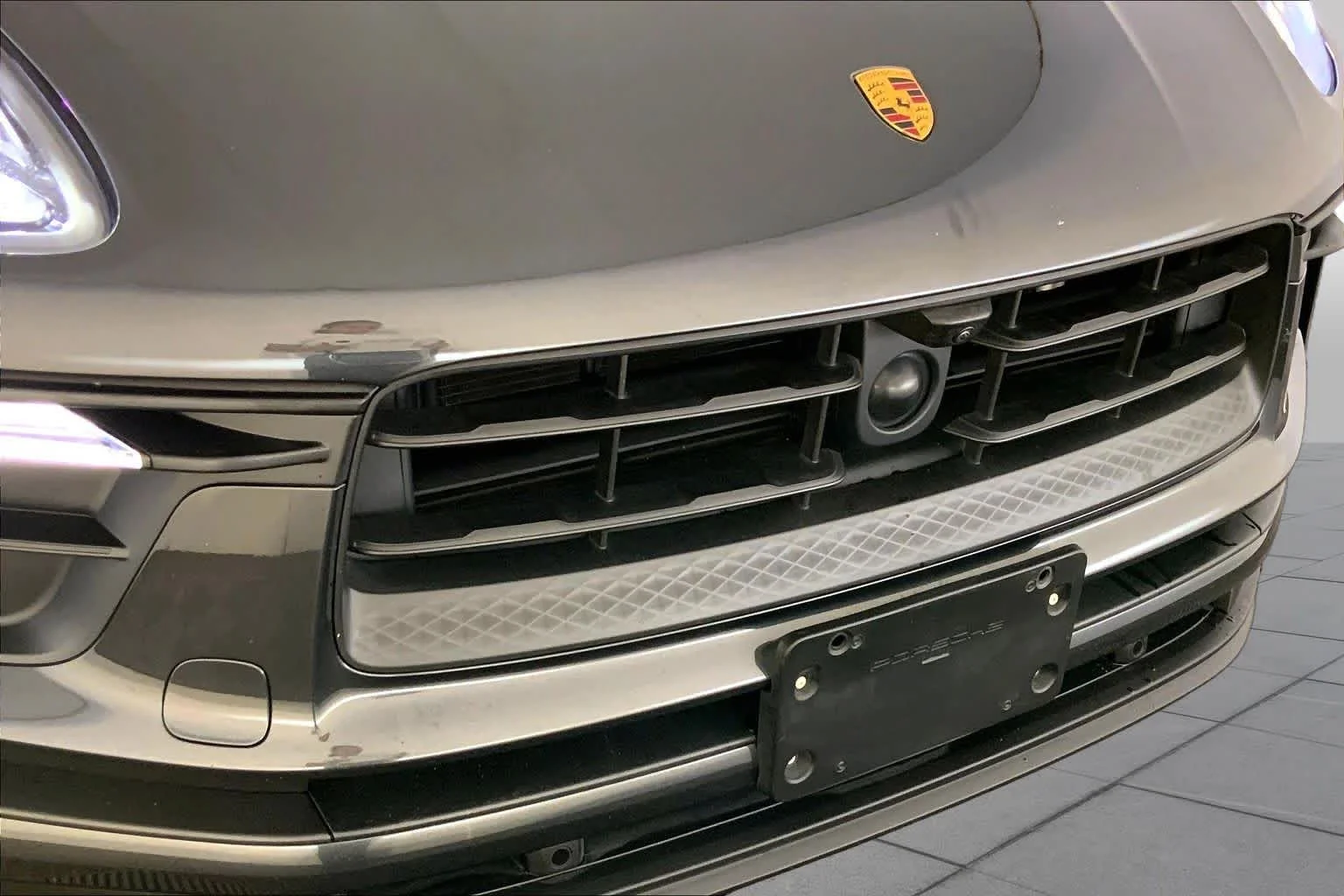 Used 2024 Volcano Grey Metallic Porsche  image 32