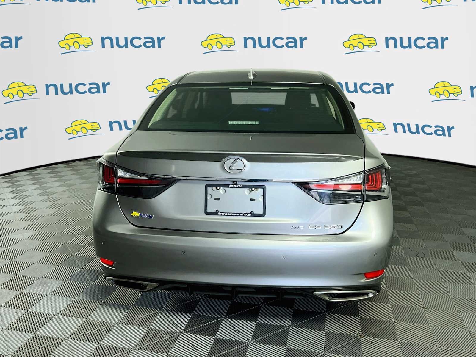 Used 2018 Atomic Silver Lexus  image 6