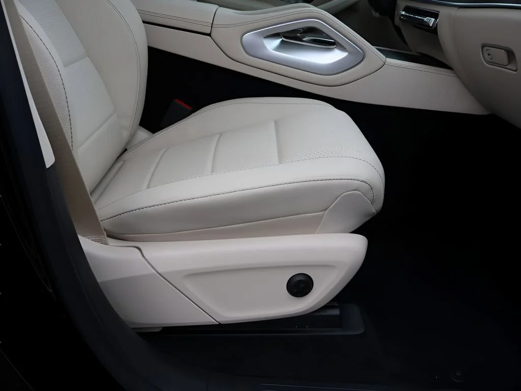 New 2026 Obsidian Black Metallic Mercedes-Benz GLE 450 image 50