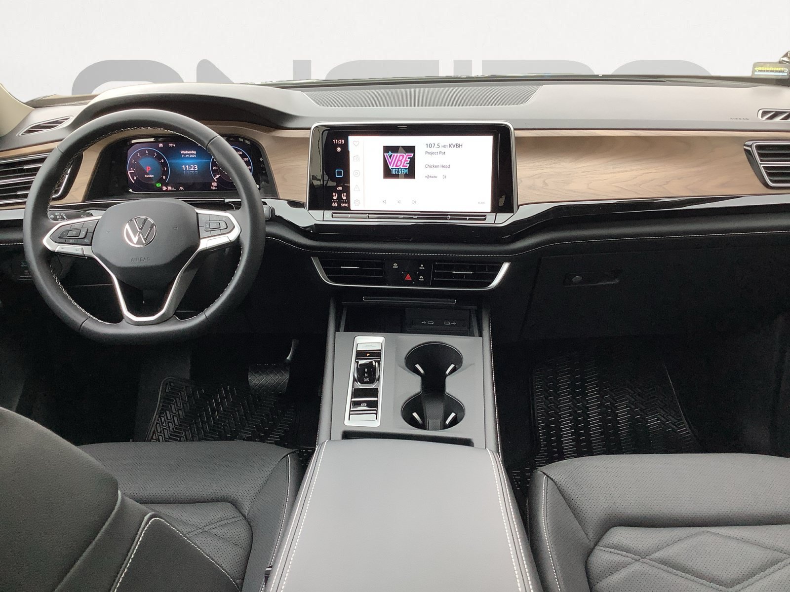 New 2026 OPAL WHITE Volkswagen 2.0T SE image 13