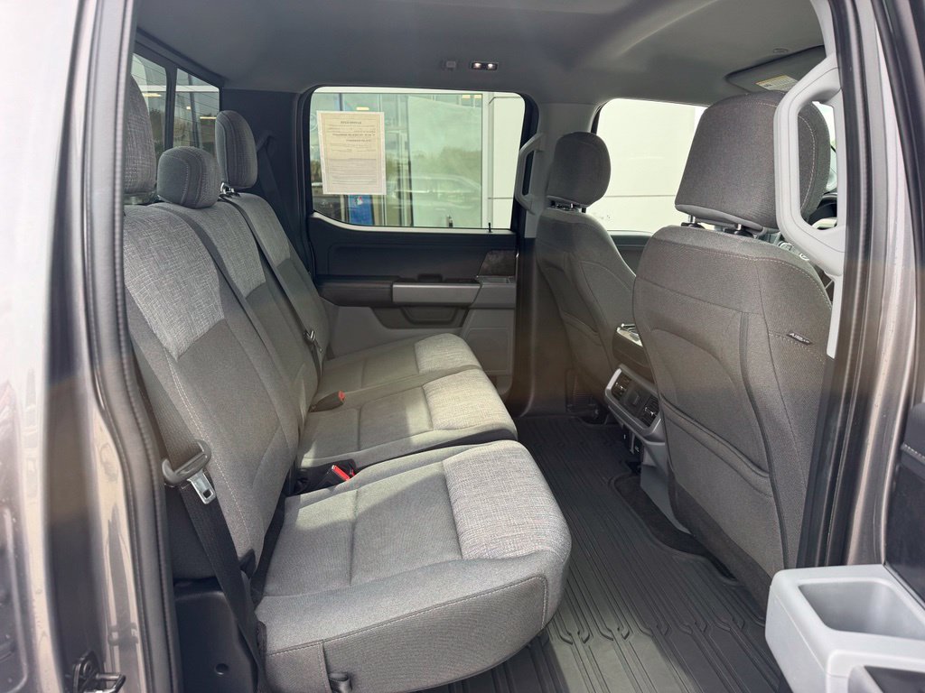 Used 2021 Gray Ford XLT image 17