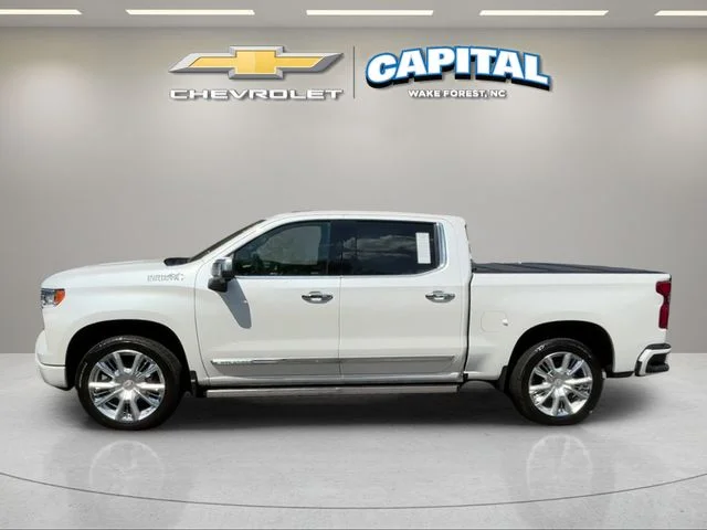 Used 2025 Beige Chevrolet High Country image 2