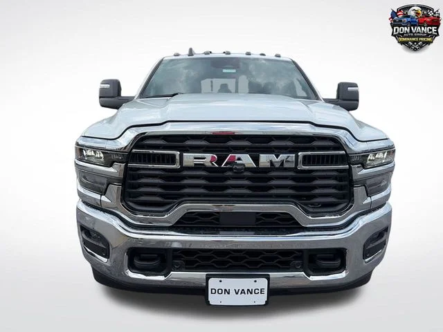 New 2026 Bright White Clearcoat RAM Tradesman image 8