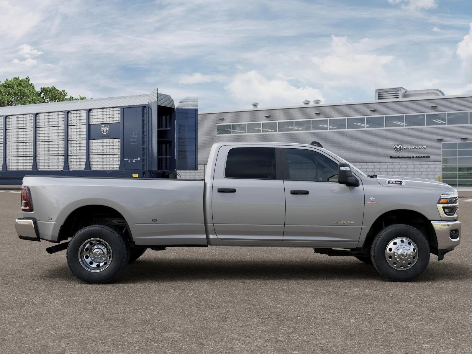 New 2026 Silver-Zynith Exterior Paint RAM Big Horn image 14