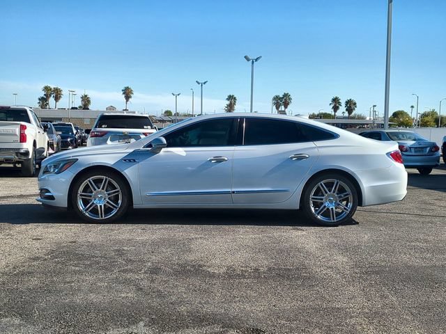 Used 2017 WHITE FROST TRICOAT Buick Essence image 5