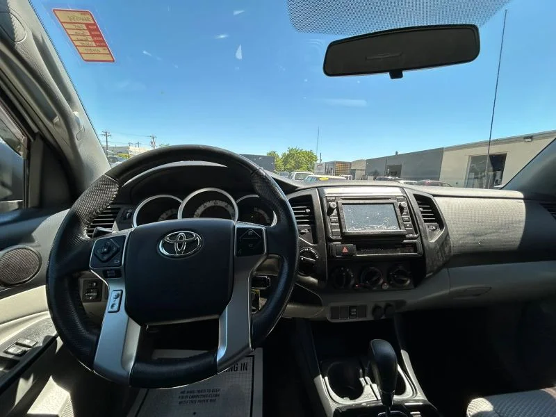 Used 2015 White Toyota Pickup 4D 6 ft image 38