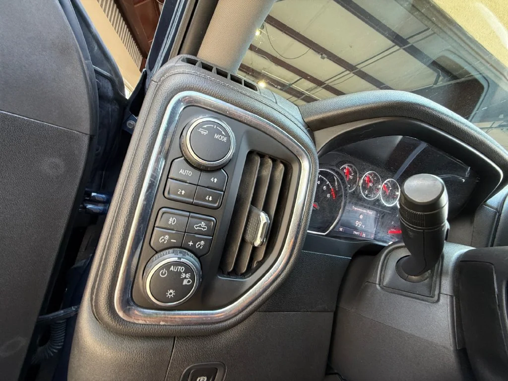 Used 2020 Blue Chevrolet LT Trail Boss image 23