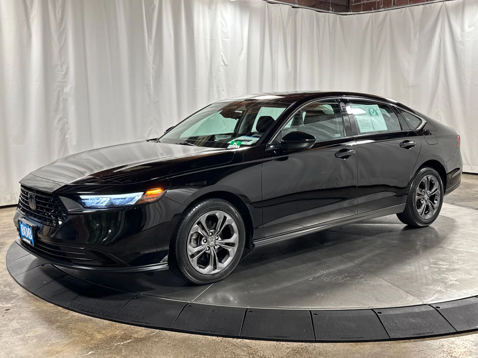 Certified Used 2023 Crystal Black Pearl Honda EX image 1