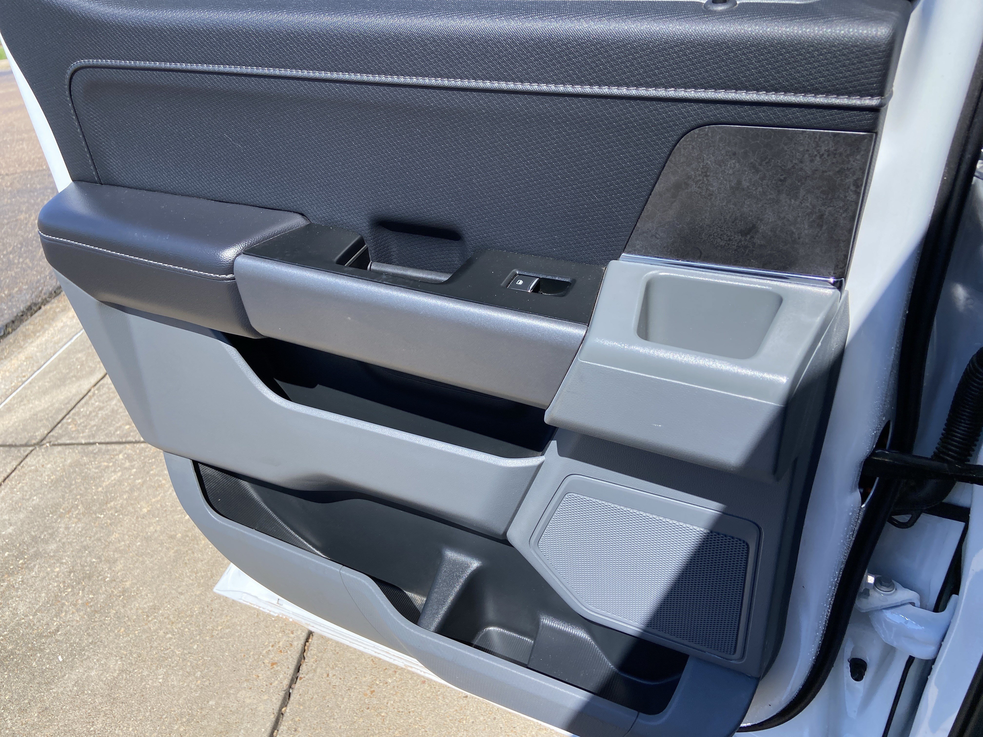 2025 Ford F-150 XLT - Photo 49