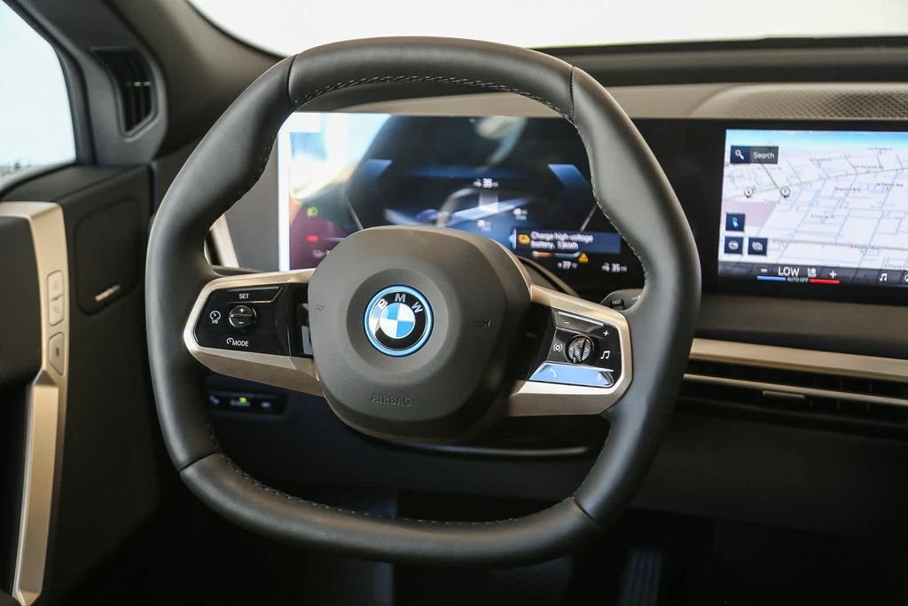 2025 BMW iX 50 - Photo 14