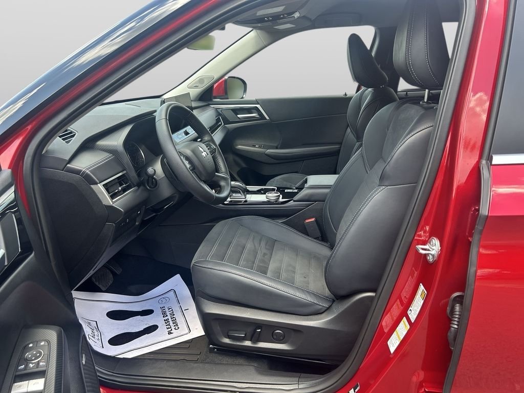 2026 Mitsubishi Outlander SE - Photo 12