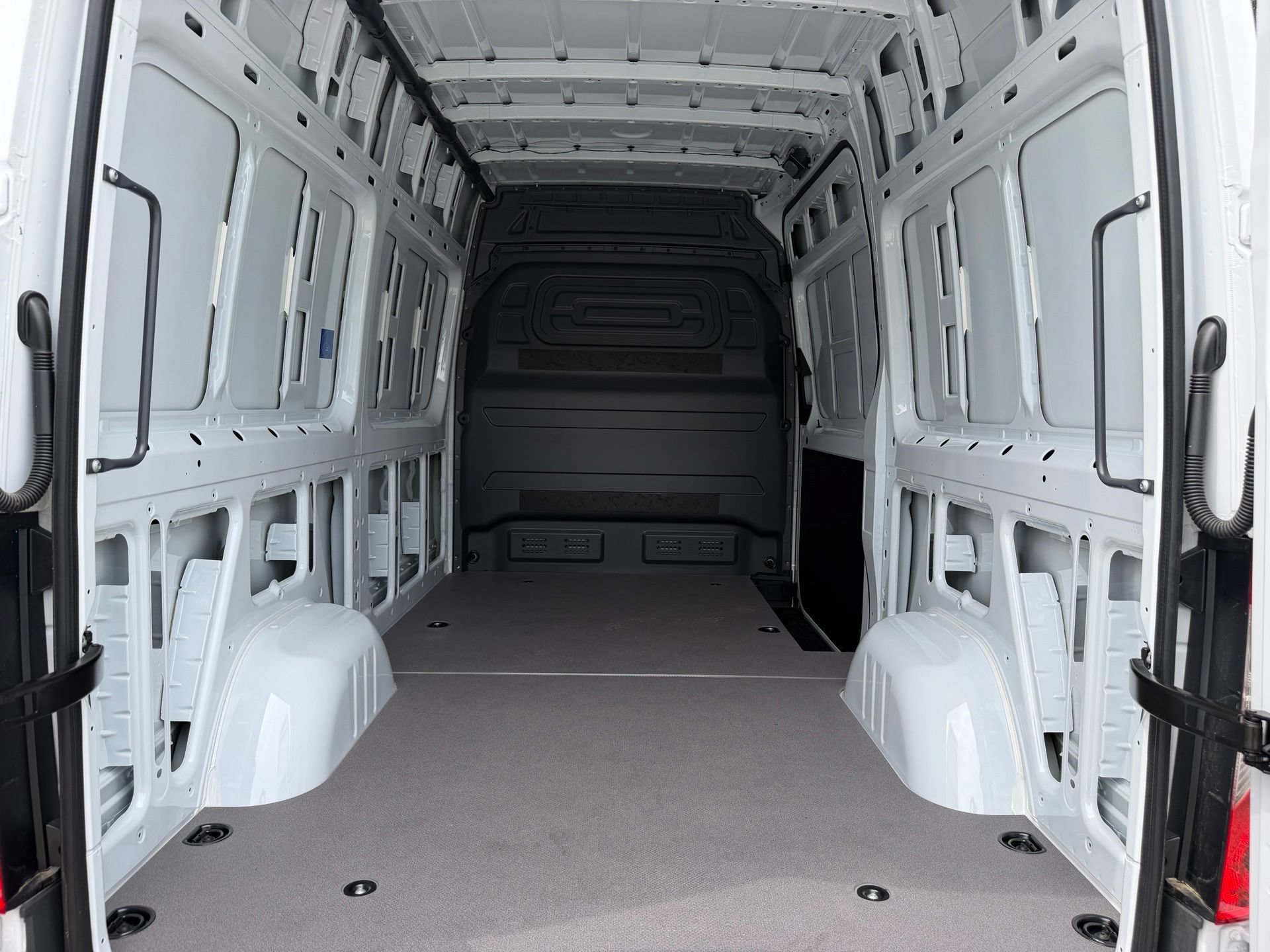 New 2026 Arctic White Mercedes-Benz Cargo 144 WB image 67