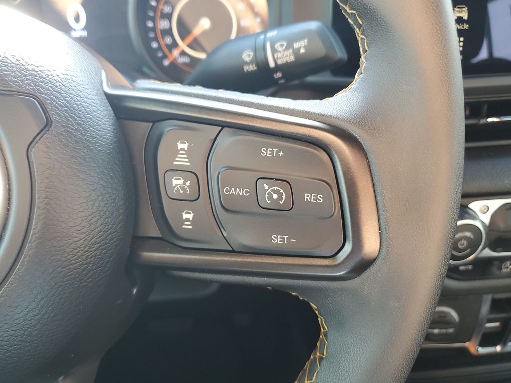 Used 2024 Gray Jeep Sport S image 21