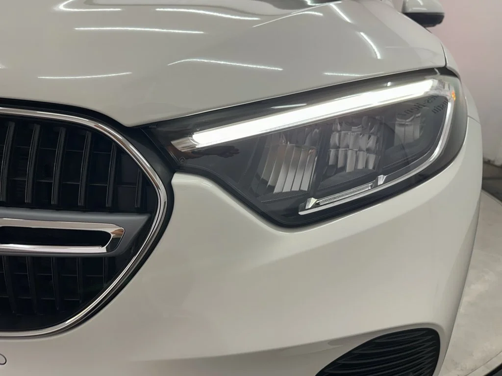 Used 2026 White Mercedes-Benz GLC 300 image 29