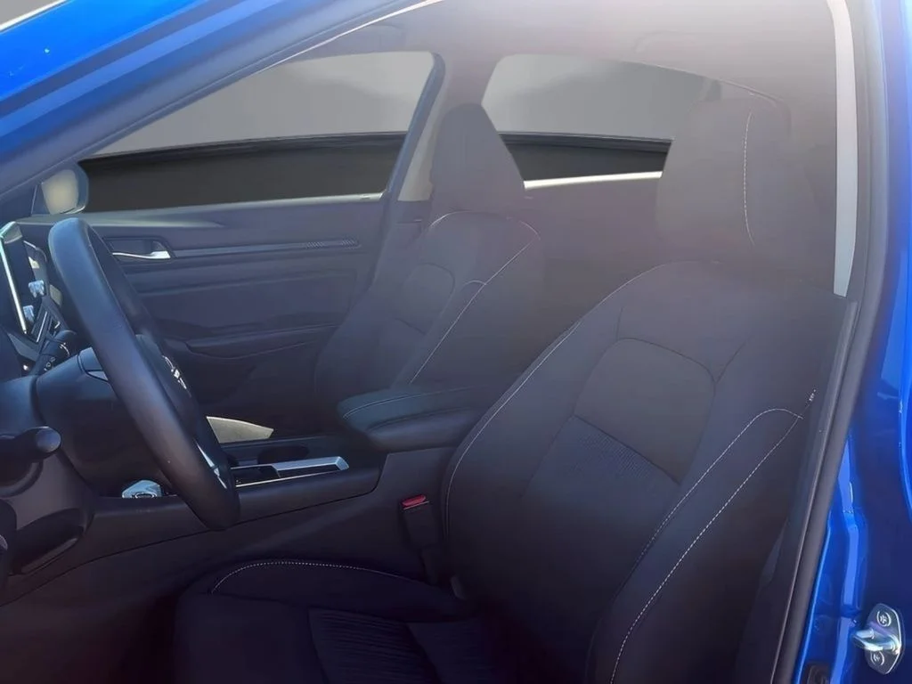 2025 Nissan Altima SV - Photo 14