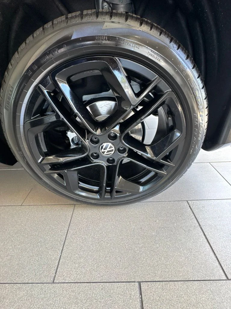 New 2026 White/off-white Volkswagen 2.0T SE R-Line Black image 20