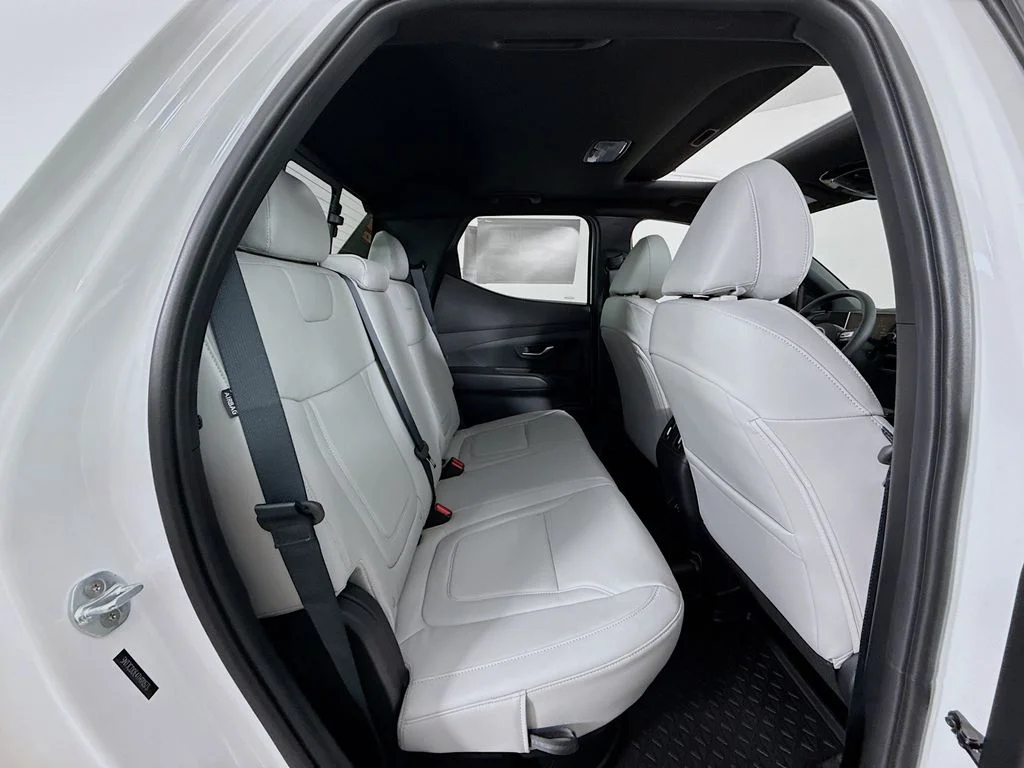 New 2026 Atlas White Hyundai SEL Activity image 27