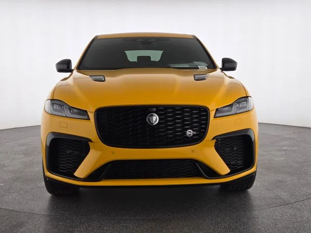 2026 Jaguar F-Pace SVR - Photo 8