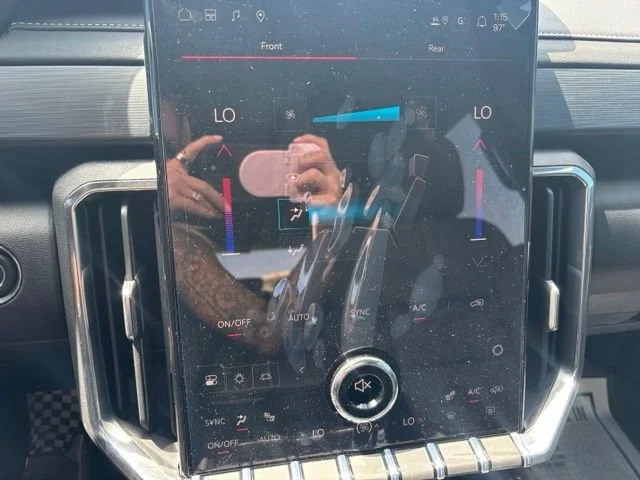 New 2026 Summit White GMC Elevation image 31