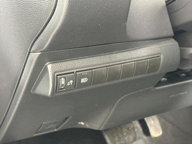 Certified Used 2024 CELESTITE GRAY ME. Toyota  image 15