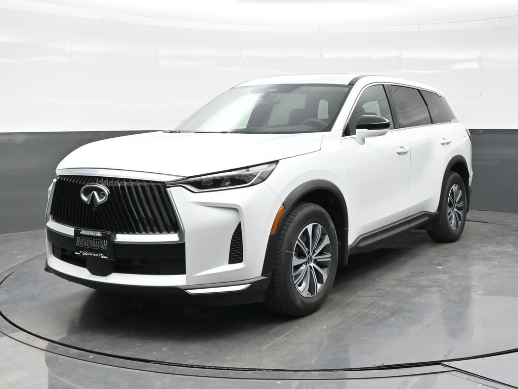 New 2027 RADIANT WHITE INFINITI Pure AWD image 2