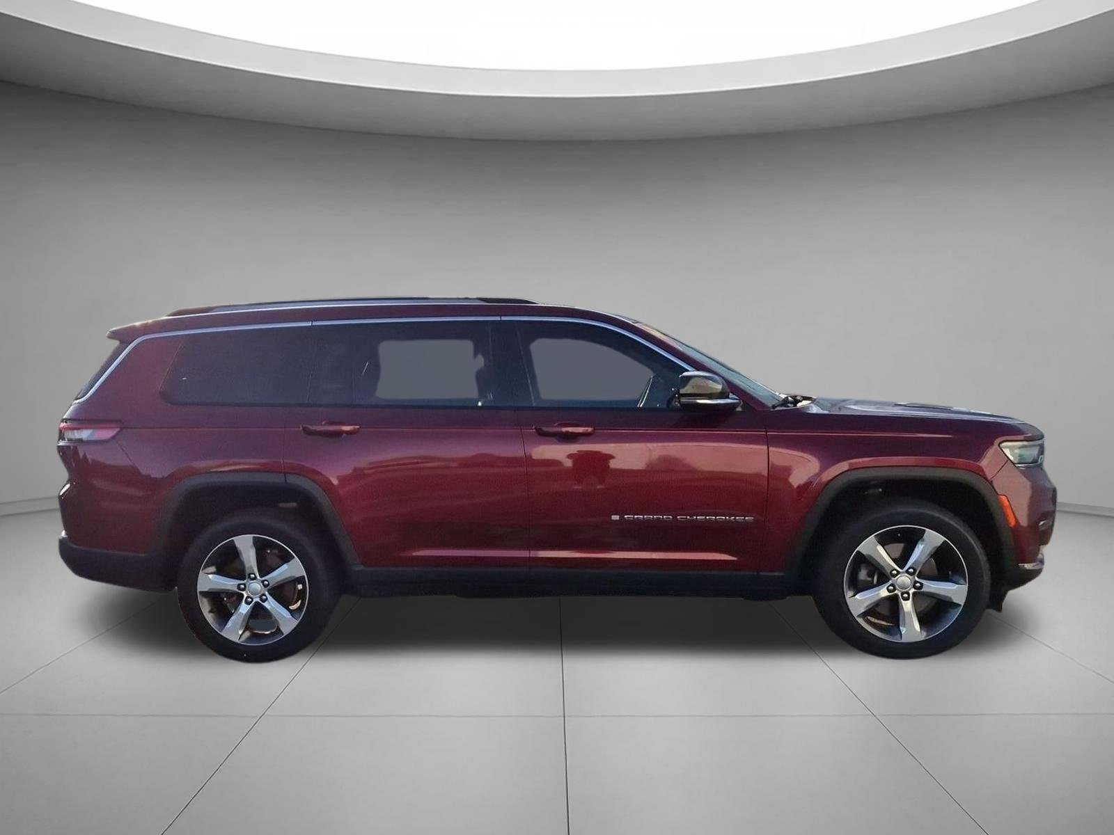 Used 2021 Velvet Red Pearlcoat Jeep Limited image 6