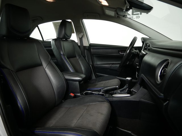 Certified Used 2018 Classic Silver Metallic Toyota SE image 15