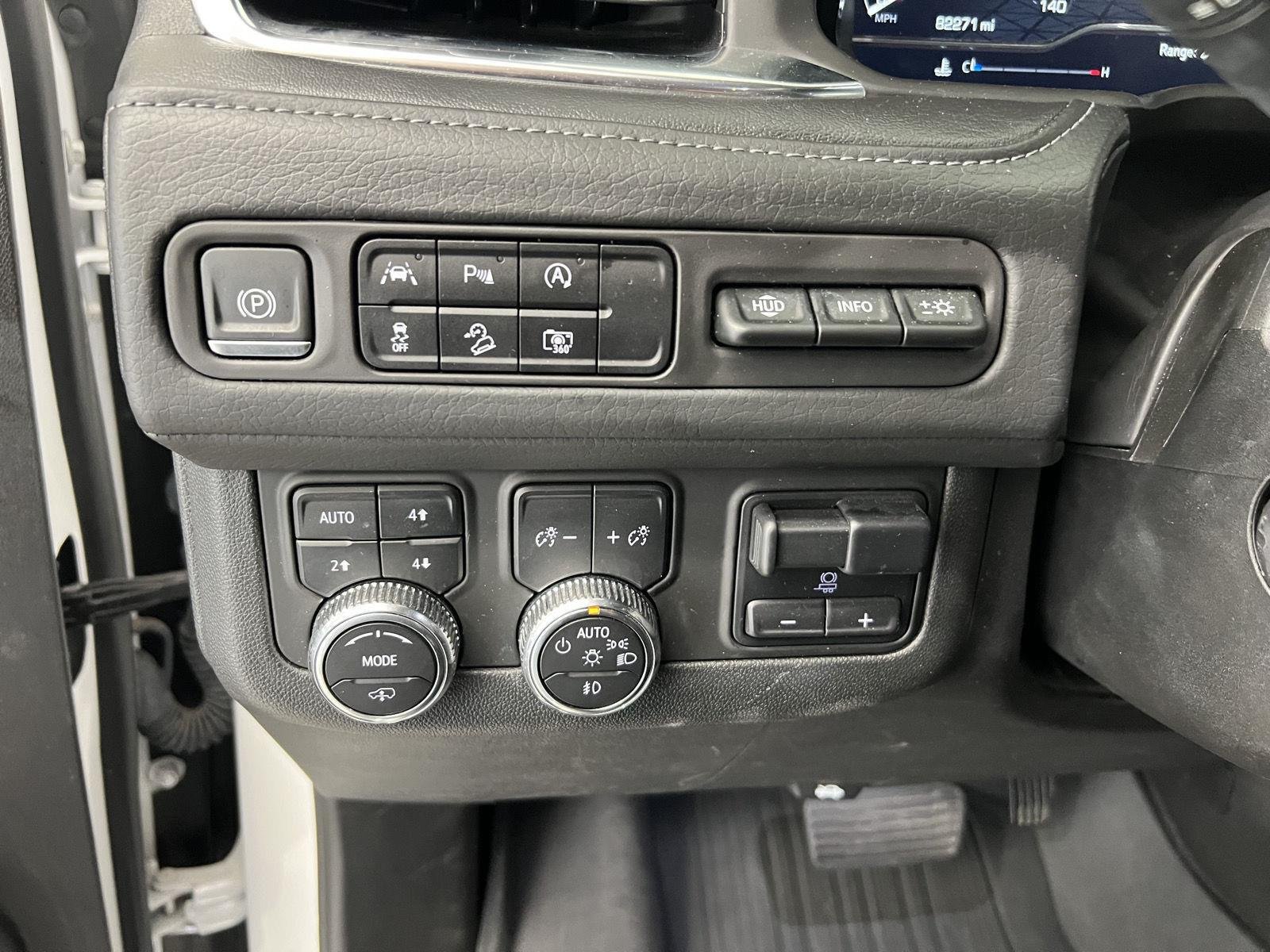 2023 GMC Yukon Denali - Photo 14
