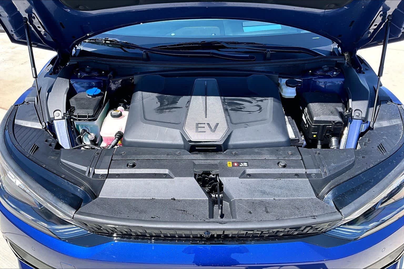 Used 2023 Yacht Blue Kia GT image 30
