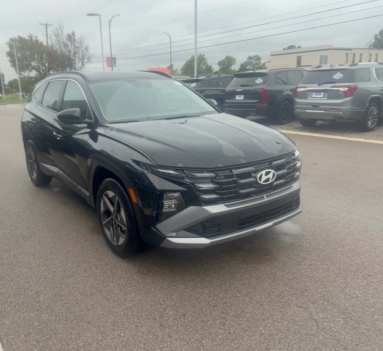 Certified Used 2026 Phantom Black Pearl Hyundai SEL image 1