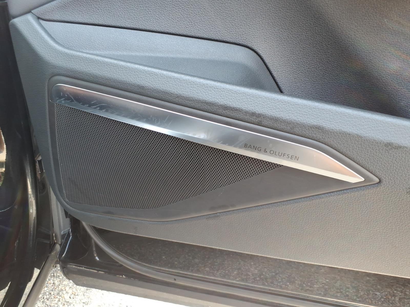 Used 2019 Mythos Black Metallic Audi Premium Plus image 24