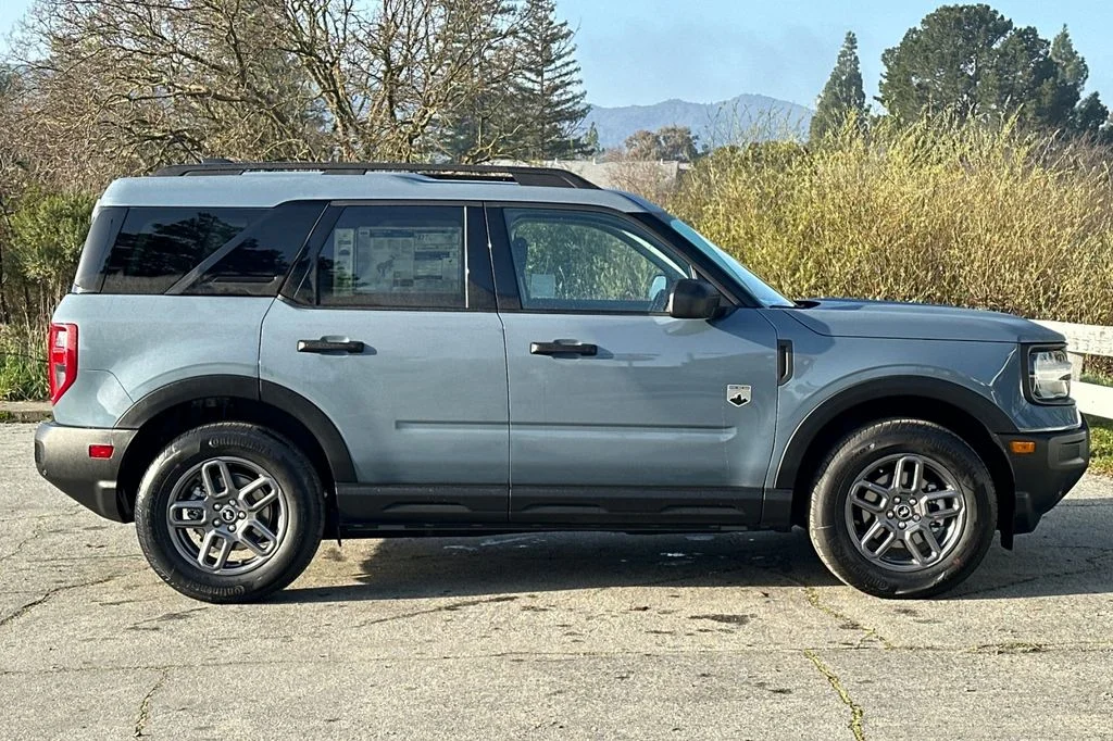 New 2026 Azure Gray Metallic Ford Big Bend® image 3