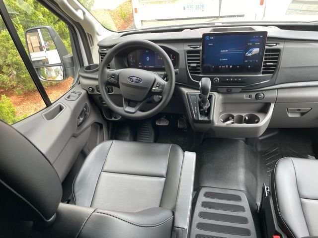 New 2026 Oxford White Ford Cargo Van image 8