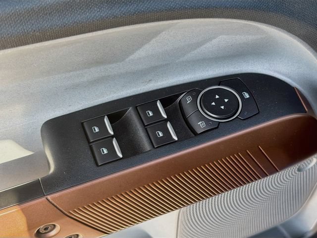Used 2022 Blue Metallic Ford LARIAT image 21