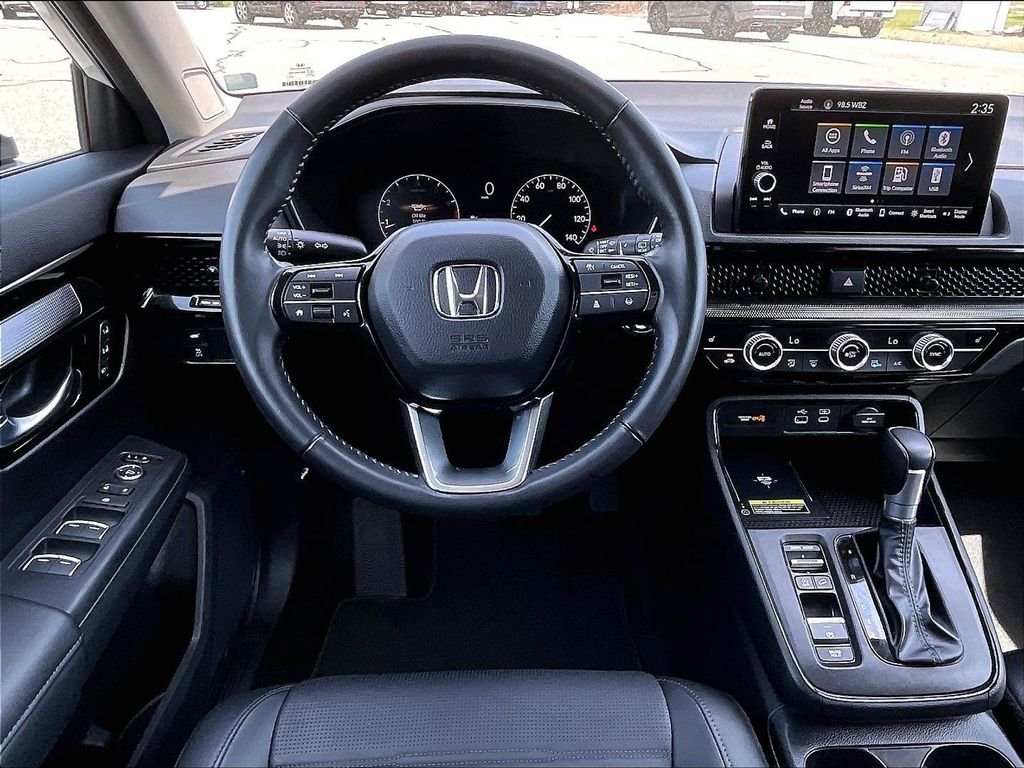 Used 2025 White Honda EX-L image 17