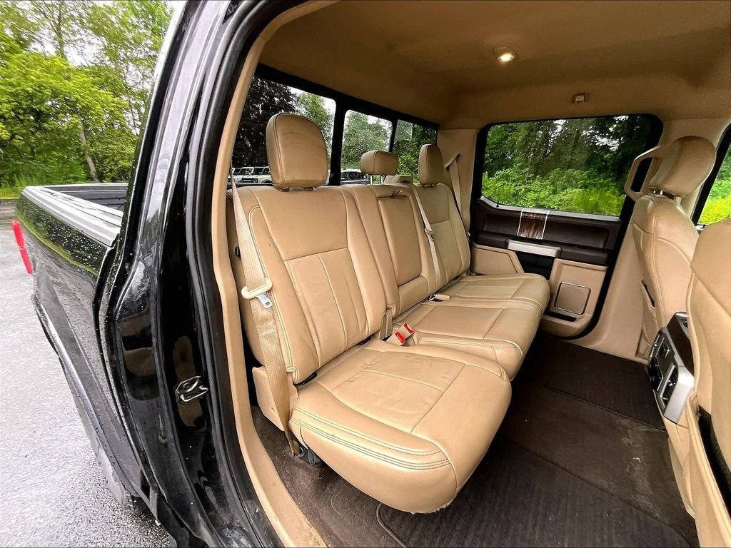 Used 2020 Black Metallic Ford Lariat image 16