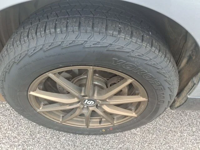 Used 2017 Silver Subaru 2.5i image 11