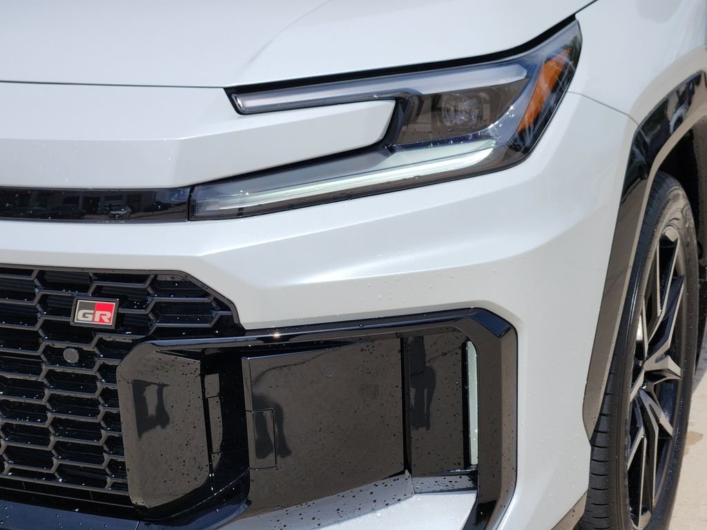 New 2026 Wind Chill Pearl with Midnight Black Metallic roof <sup>1</sup> Toyota  GR SPORT image 6