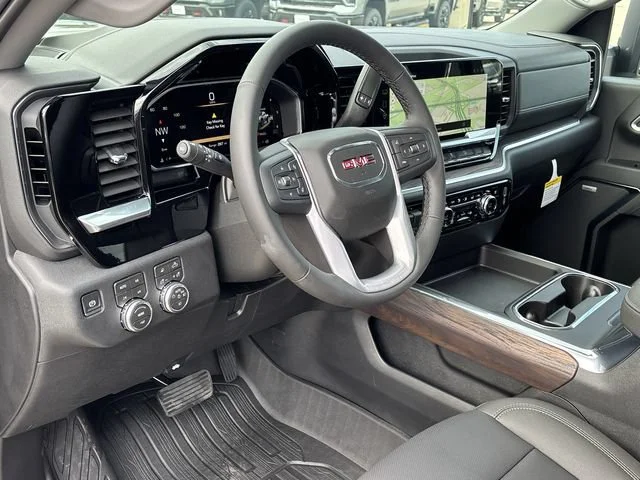 2026 GMC Sierra 2500HD SLT - Photo 18