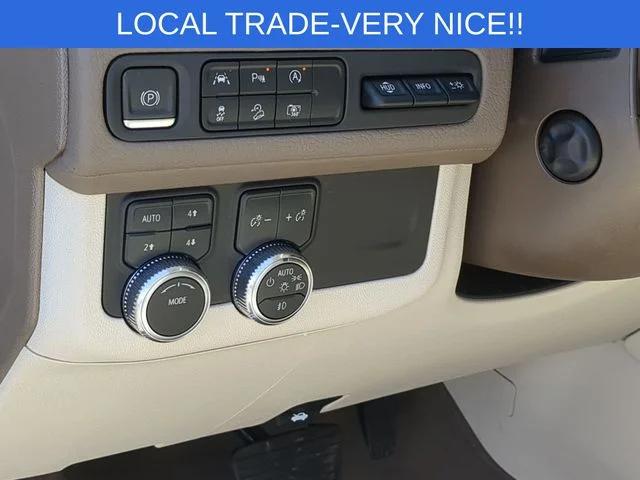 Used 2023 White GMC Denali image 19