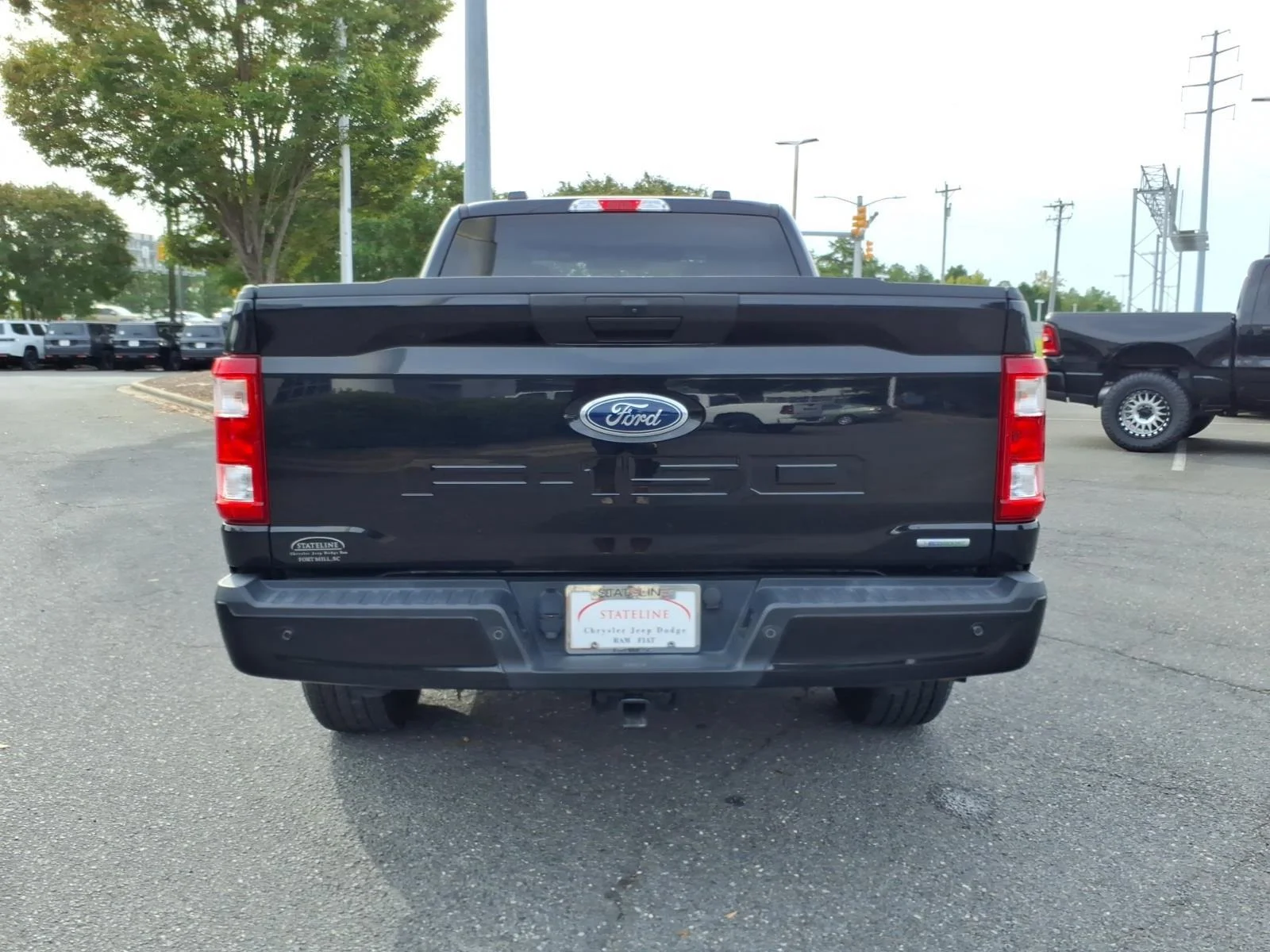 Used 2021 Agate Black Metallic Ford XL image 16