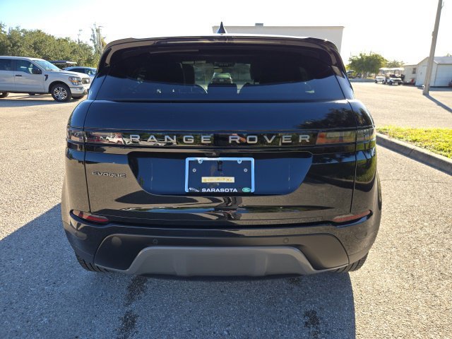 Used 2026 Santorini Black Metallic Land Rover Core S image 4