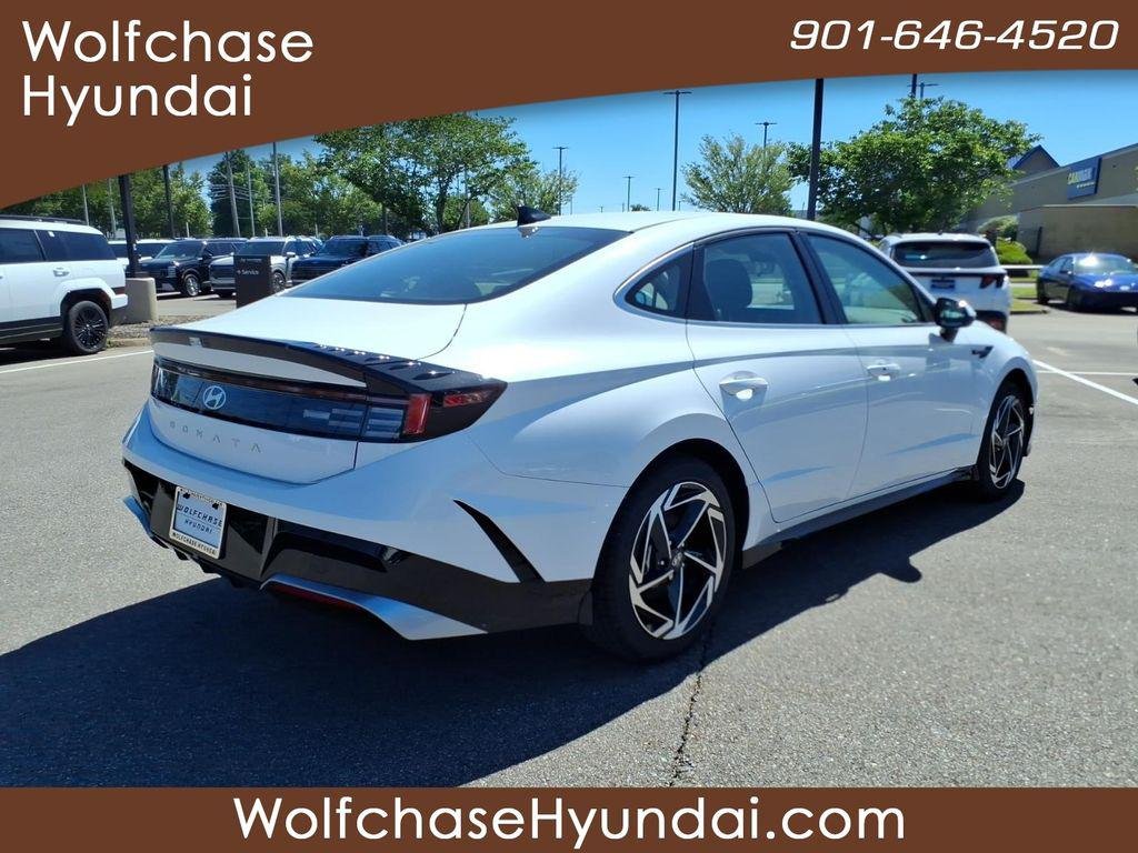 New 2026 White Hyundai SEL Sport image 5