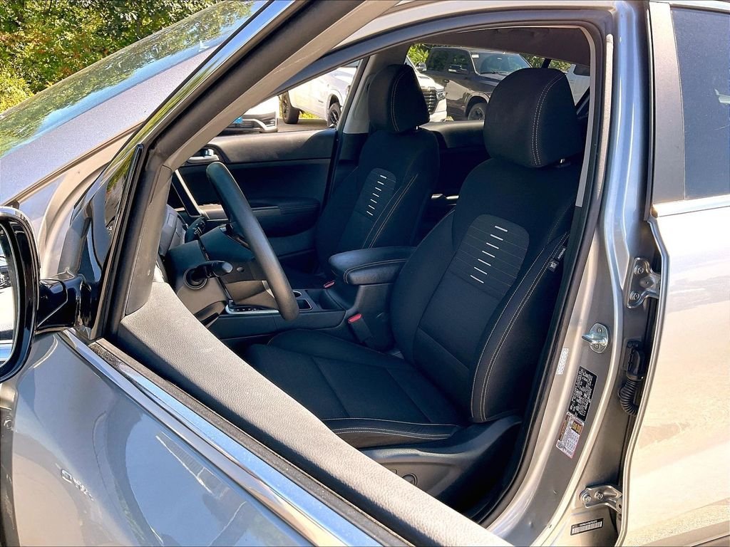 Used 2021 Steel Gray Kia LX image 9