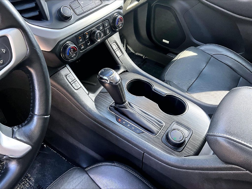 Used 2019 Ebony Twilight Metallic GMC SLT-1 image 21