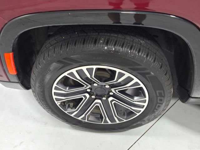 Used 2022 Red Jeep Series III image 19