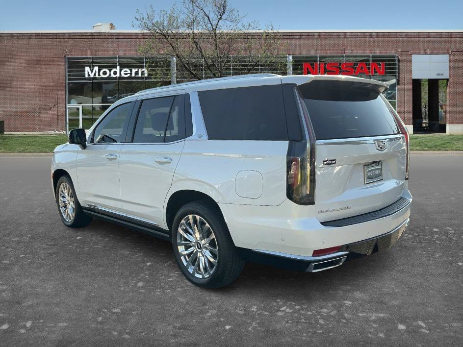 Used 2022 Crystal White Tricoat Cadillac Premium Luxury image 2