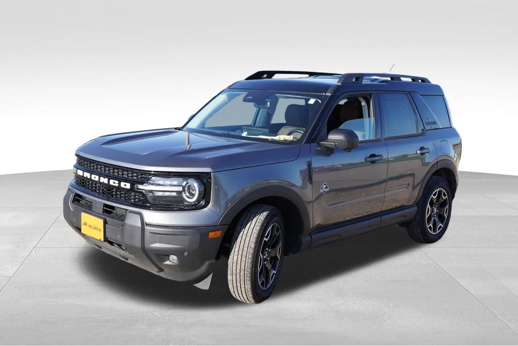 Used 2025 Gray Ford Outer Banks image 11