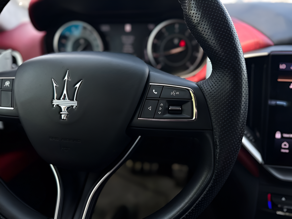 Used 2023 Blue Maserati Modena Q4 image 11