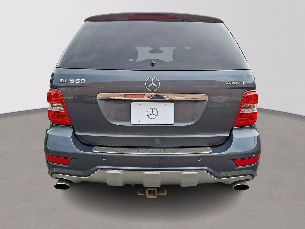Used 2011 Steel Gray Metallic Mercedes-Benz ML 550 image 5